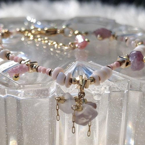 Bracelet pierres naturelles et perles africaines – rose – acier inoxydable doré