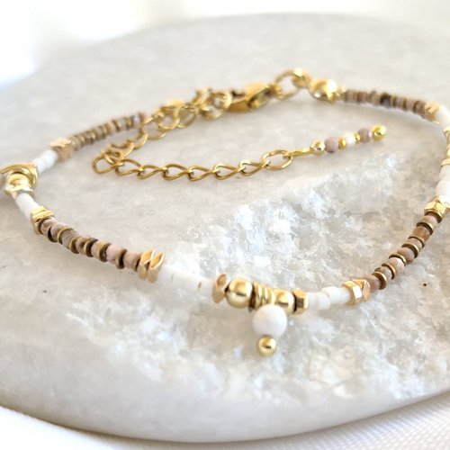Bracelet en pierres naturelles et acier inoxydable doré - collection éclats singuliers - teintes vieux rose et blanc