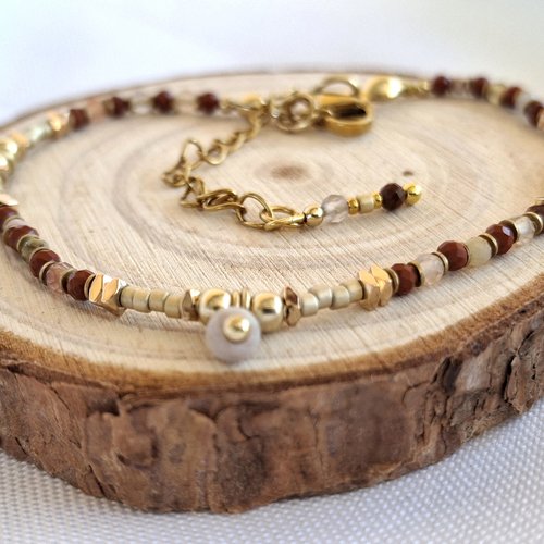 Bracelet en pierres naturelles et acier inoxydable doré - collection éclats singuliers - terracota et doré