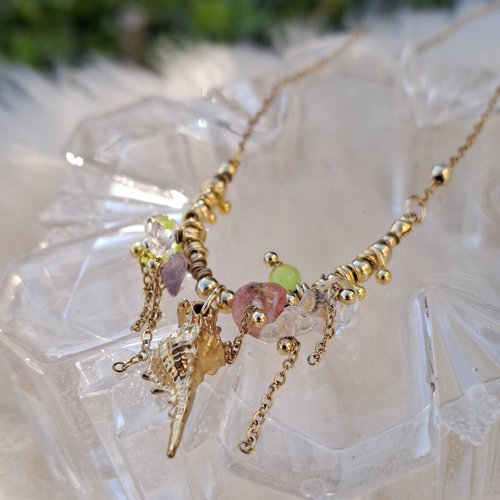 Collier ras du cou "odyssée marine" – création unique en pierres naturelles et acier doré