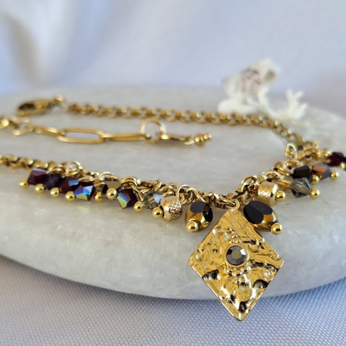 Bracelet de cheville doré avec toupies swarovski et pampille martelée