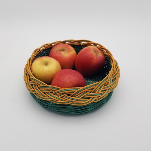 Corbeille ronde en rotin naturel vert turquoise et jaune - fait main