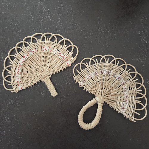 Eventail en rotin naturel écru ou décoration murale - fait main