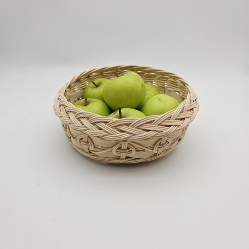 Corbeille ronde en rotin naturel écru - fait main