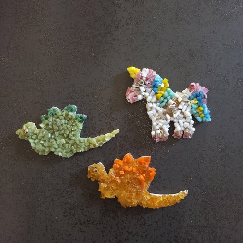 Magnets - aimants de réfrigérateur - dinosaures et licorne mosaique - fait main