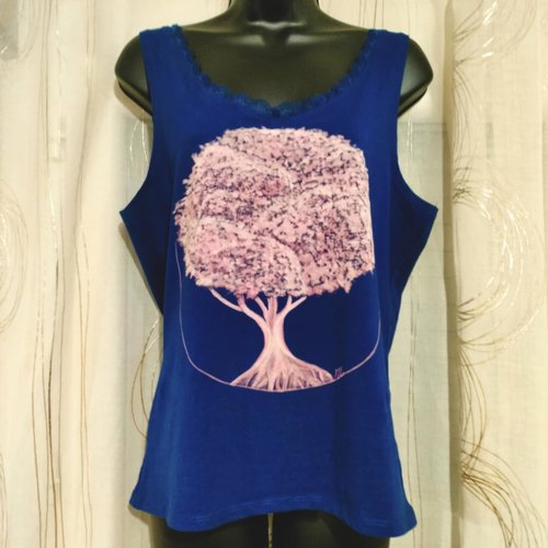 Débardeur bleu, dessin arbre de vie peint à la main