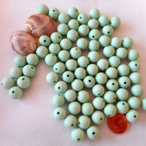 50 perles en plastique ronde vert pâle  et mate- 10 mm  55 g - 2769232