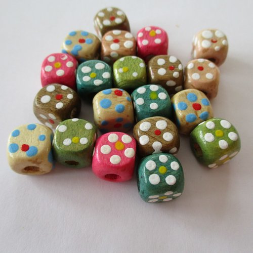 20 perles en bois en forme de cube - 9 mm - 9304256