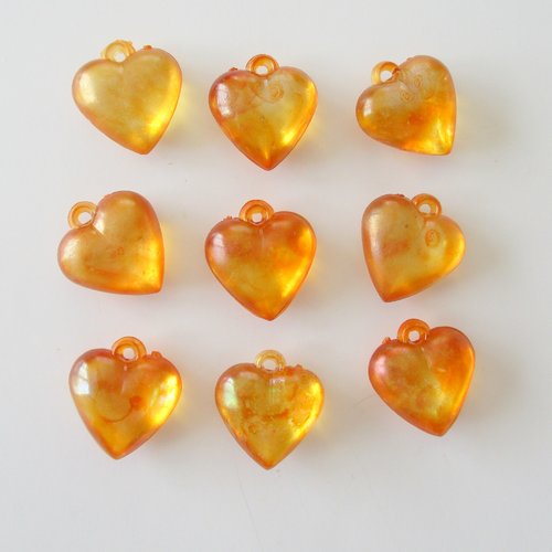 9 breloques en plastique en forme de cœur de couleur orange - 19 mm - 4622943