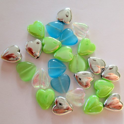 24 perles plastiques en forme de cœur en mélange de couleurs - 3486451