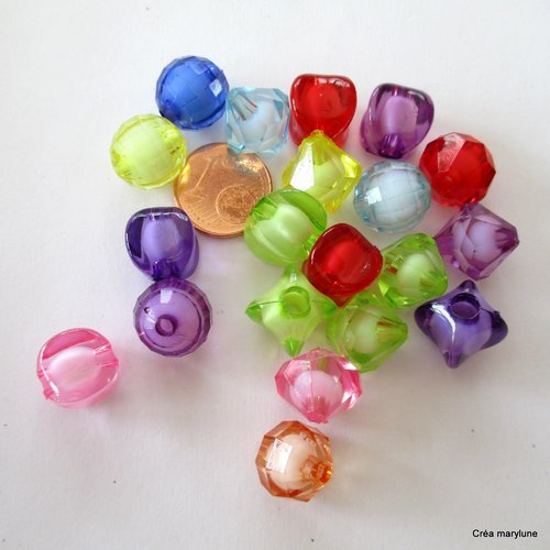20 perles plastique cubiques et toupies de différentes couleurs - 10 et 13 mm - 3543455
