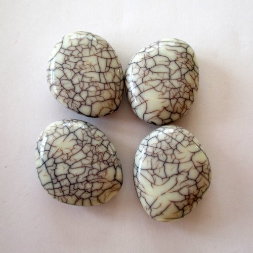 Perles en plastique ovale, couleur beige à filets - lot de 5 - taille 25 - 3592058