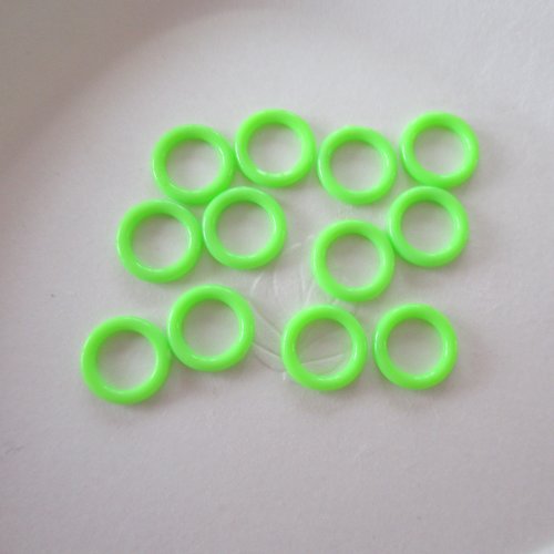 12 petits anneaux plastique de couleur verte - 9 mm - 4102745