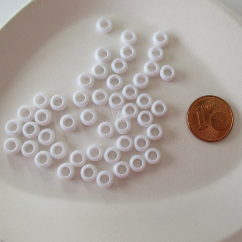 40 perles plastiques en formes d'anneau, couleur blanche - 5.5 mm  - 4555290