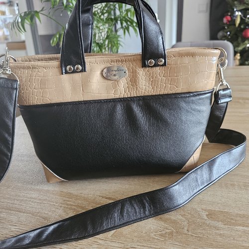Sac  a main ou a l'epaule modele silvie