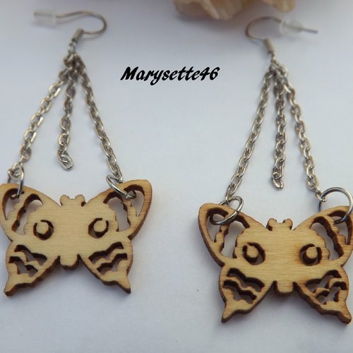 Boucles d'oreilles pendantes