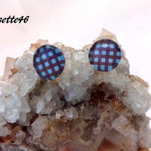Boucles d'oreilles puces à cabochon
