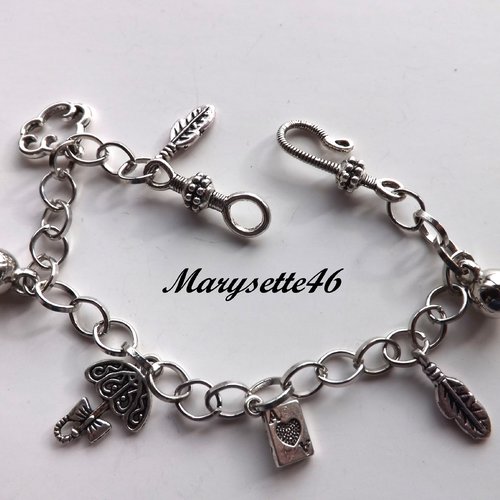 Bracelet à breloques