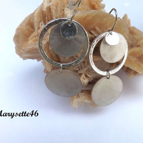 Boucles d'oreilles pendantes