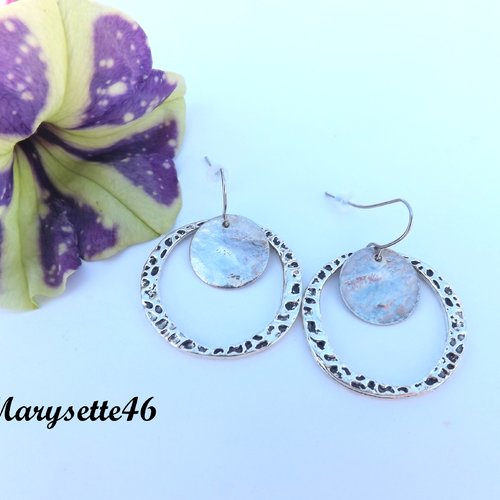 Boucles d'oreilles pendantes