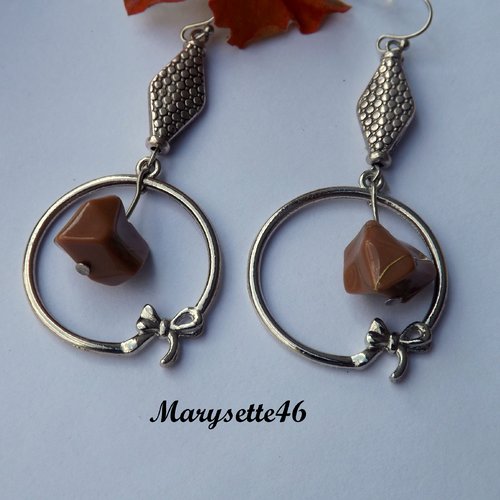 Boucles d'oreilles pendantes