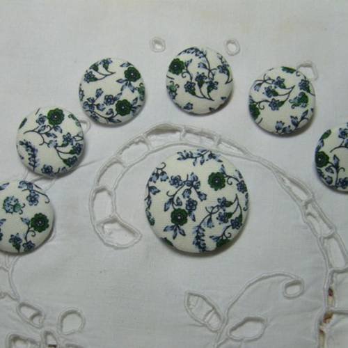 Lot 7 boutons recouverts de tissu fleuri bleu vert 