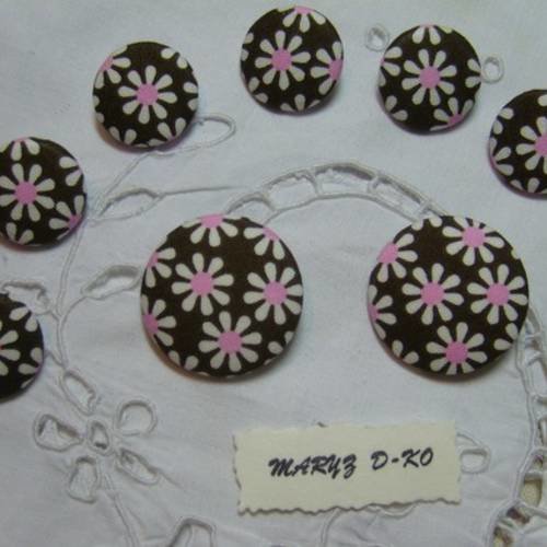 Lot 8 boutons recouverts de tissu "fleuri vintage" 22 et 32mm