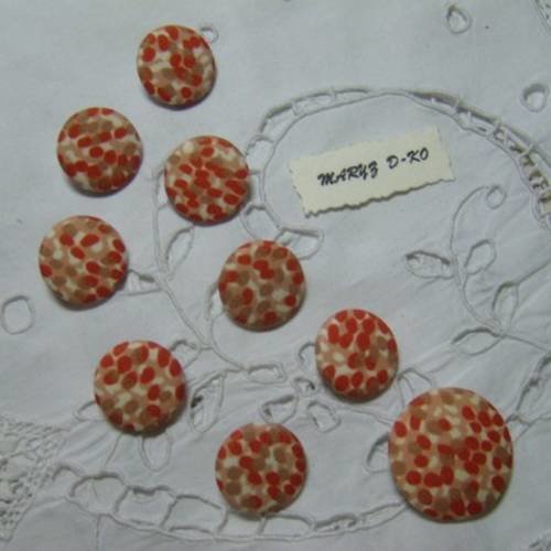 9 boutons recouverts de tissu " vintage orange" 22 et 32mm