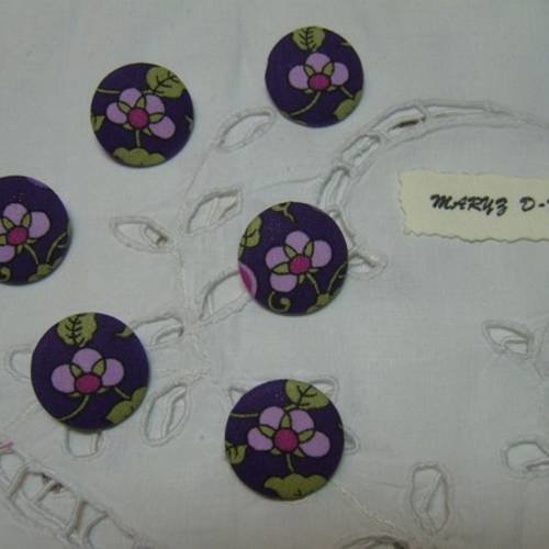 6 boutons tissu " fleurs roses fond aubergine" 22mm