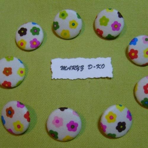 9 boutons recouverts de tissu "fleurs multicolores"  22mm