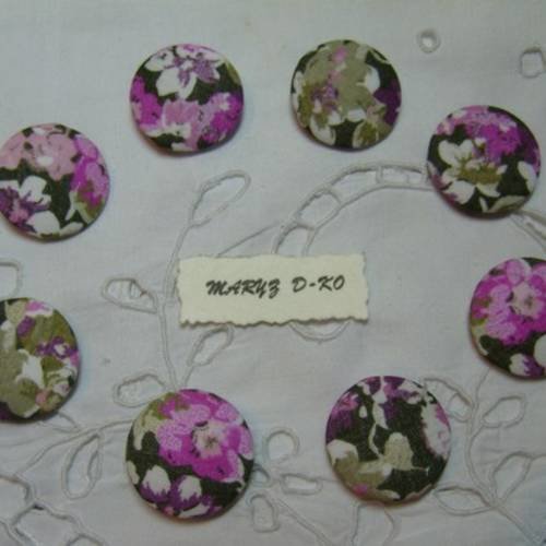8  boutons tissu " voile de coton fleurs " 28mm