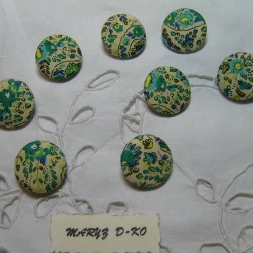 8  boutons tissu coton " fleurs turquoises" 22mm