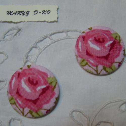 2 gros boutons tissu à coller "roses" 32mm