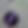 Bouton tissu,fond plat ,32mm "violet et ruban lavande à pointillés" 