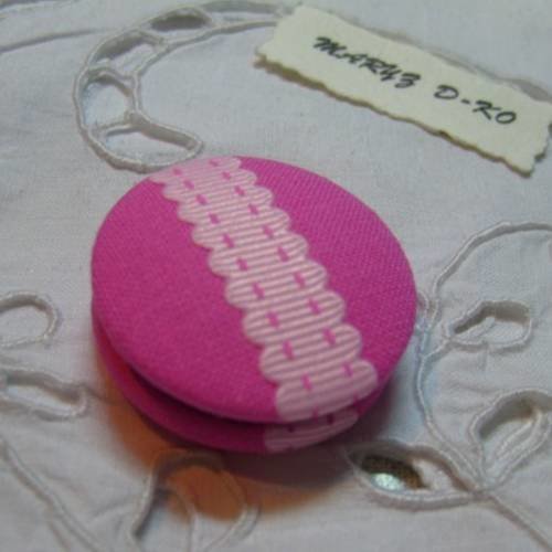 Macaron tissu 32mm "rose,ruban rose pale pointillés " 
