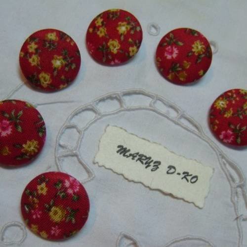 6  boutons tissu coton 22mm" roses ocre fond rouge"