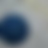 Gros bouton  tissu  40mm " boutons fleurs bleu ciel fond bleu 2"