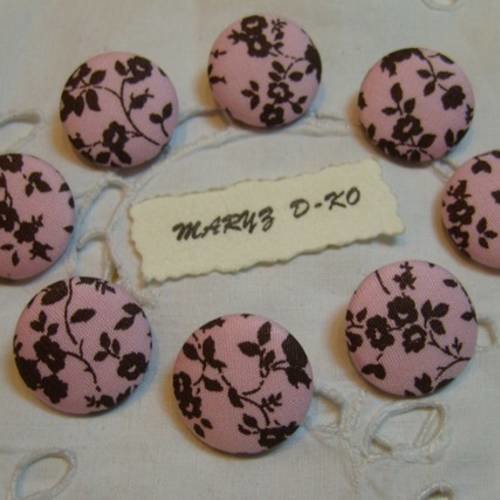 8 boutons tissu 20mm " fleurs marron fond rose "