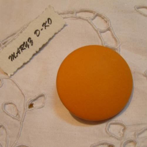 Bouton cuir d'agneau 32mm  " orange " 