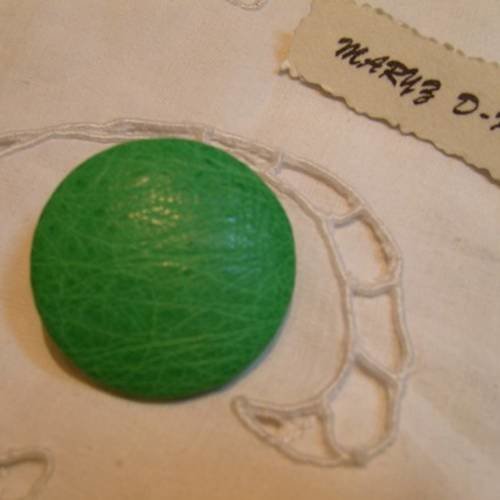 Bouton cuir d'autruche 32mm  " vert " 