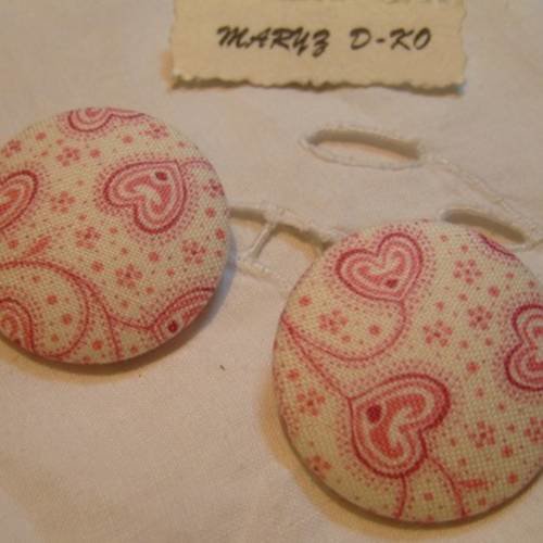 2  boutons  tissu  32mm " coeurs sweethearts " rose 