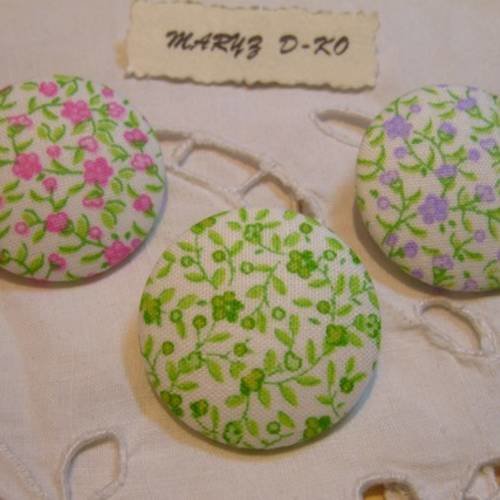 Trio boutons tissu 32mm " assortiment petites fleurs" 