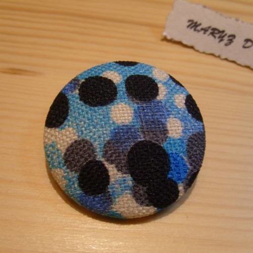Gros bouton recouvert de tissu 40mm ' des ronds bleu '
