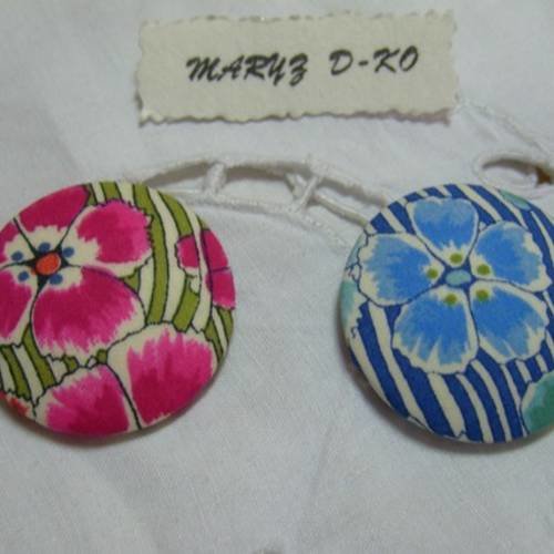 2 boutons cabochons tissu 32mm " ellie ruth" 