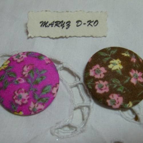 2 cabochons boutons tissu 32mm " fleuri rose et marron" 