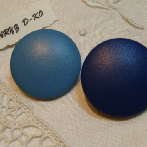 Duo boutons cuir d'agneau 32mm  " bleu assortiment " 