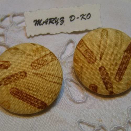 Duo boutons tissu 32mm " plumes "  beige 