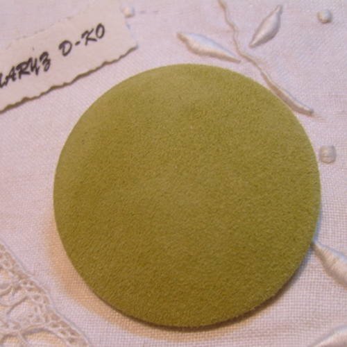 Gros bouton cuir d'agneau velours vert olive 50mm 