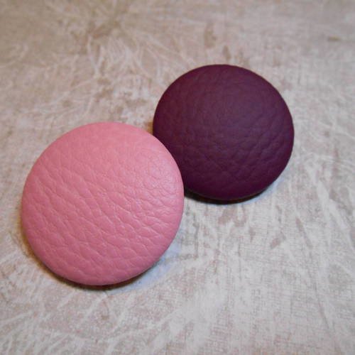 Boutons simili cuir 32mm mat rose et prune 