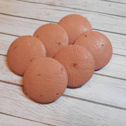 6 boutons 32mm recouverts de cuir d'autruche rose 